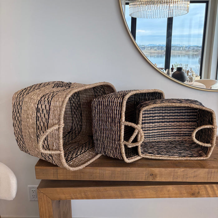 3 Wicker Baskets (Largest is 13" x 14") - L322