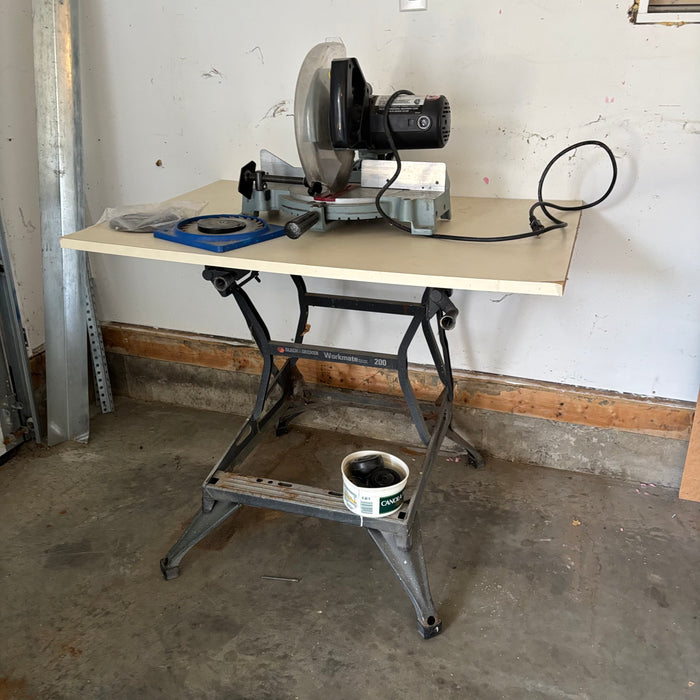 Delta 10" Compound Miter Saw and Workbench - C506