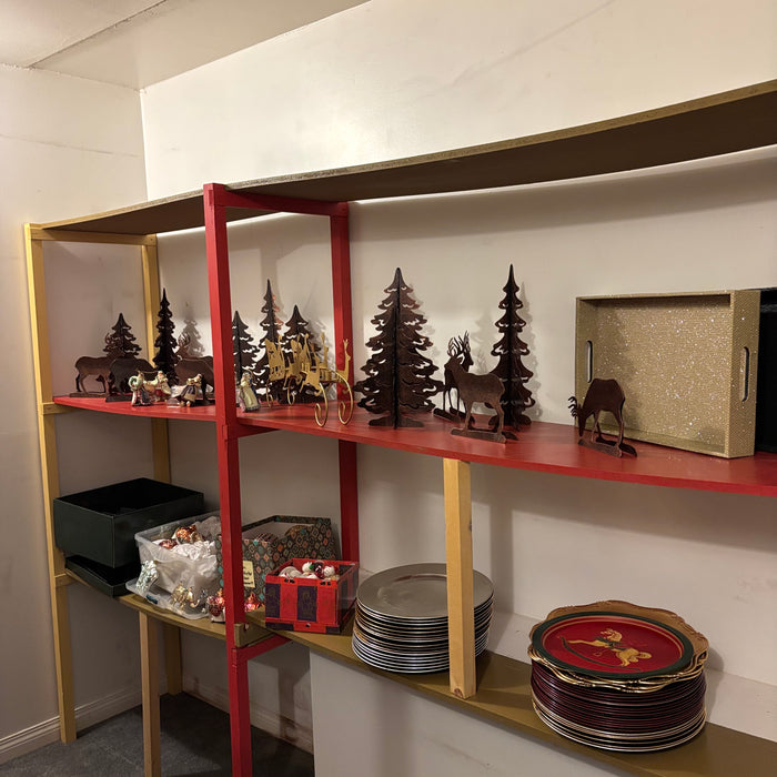 Christmas Grouping (Chargers, Metal Trees and More) - 0466