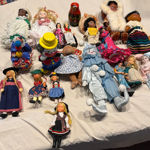 Vintage Dolls Grouping - 0514