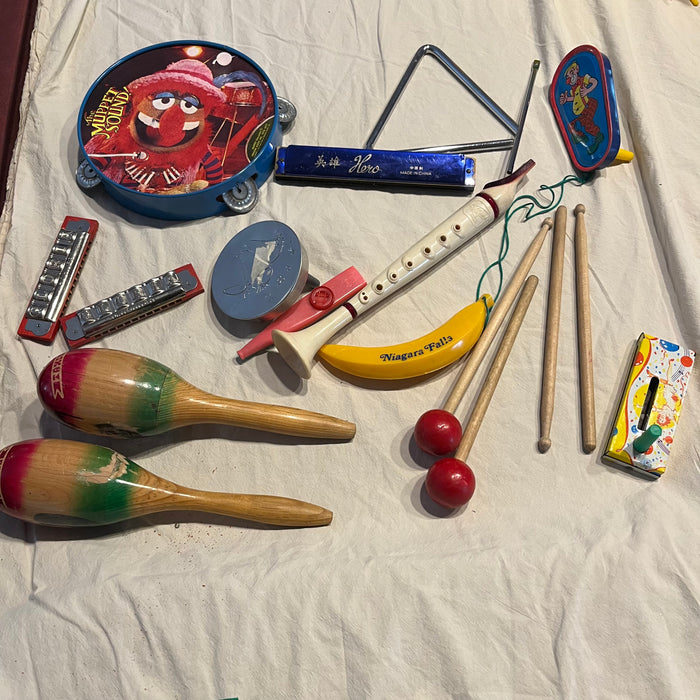 Vintage and Toy Instruments Grouping - 0551