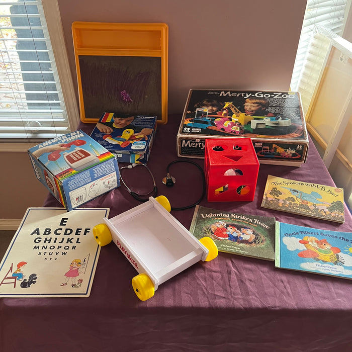 Vintage Kids Toys Grouping (Merry-Go-Zoo and More) - 0564