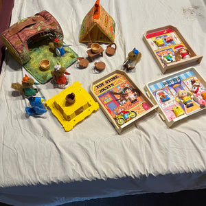 Vintage Toys Grouping (Knickerbocker Dolly Pops and More) - 0572