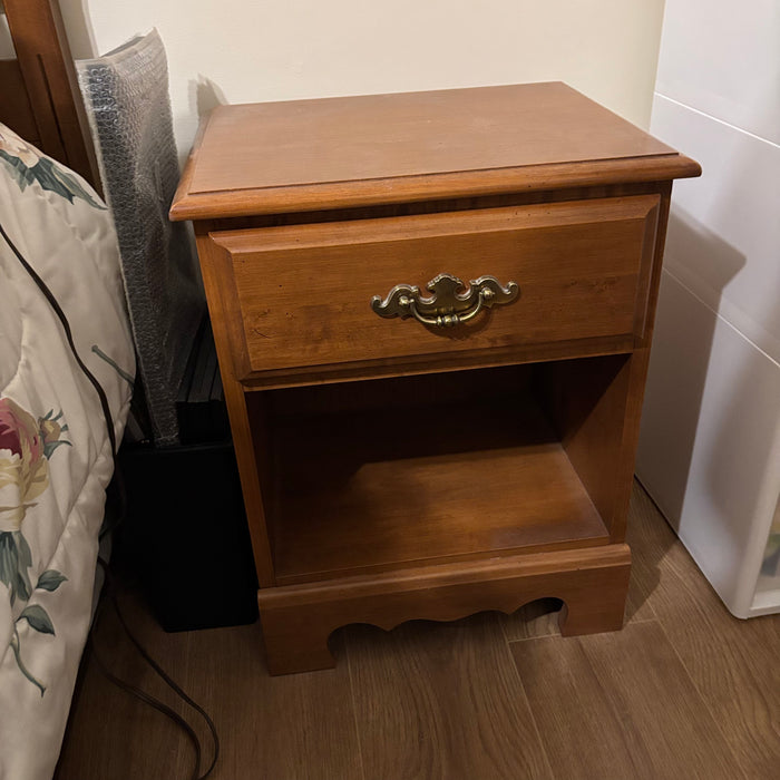 Single Solid Wood Night Stand - B257