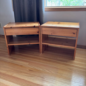 Set of 2 Vintage IKEA pine nightstands - L504