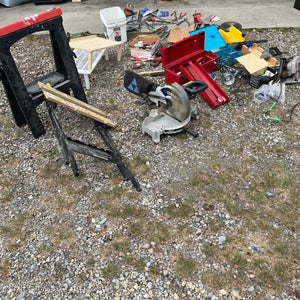 Garage grouping (sawhorses and more) - L602