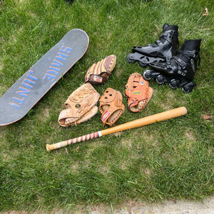 Sports grouping (baseball mitts and more) - L609