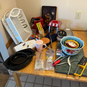 Kitchen Grouping (bowls and more) - L645