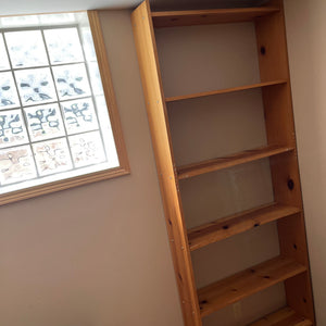 86.5” tall Pine bookcase - L674