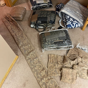 Linens Grouping (double/queen comforters and more) - L685