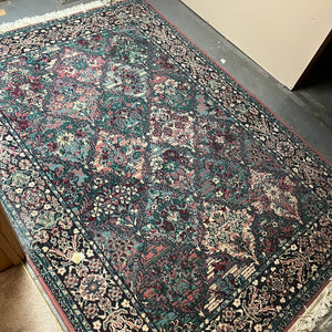64”x91” vintage wool rug (dusty) - L689