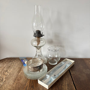 Vintage Grouping (oil lamp and more)- O474