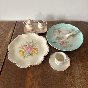 Vintage china grouping - O477