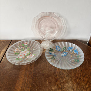 Vintage Glass grouping- O478