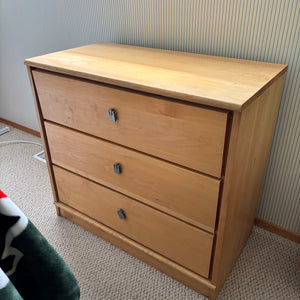 Simple three drawer dresser- O501