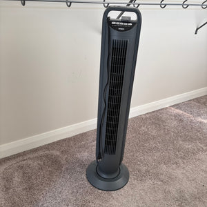 Seville black tower fan with remote - R528