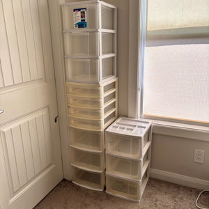 Storage Grouping(3 clear plastic drawer units) - R529