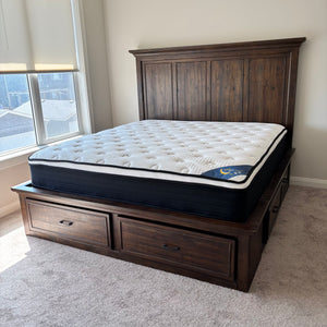 Like new CHATHAM PARK King Size WOOD STORAGE Bed ensemble (small dent on corner) - R537