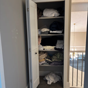 Linens Grouping (sheets and more) - J419