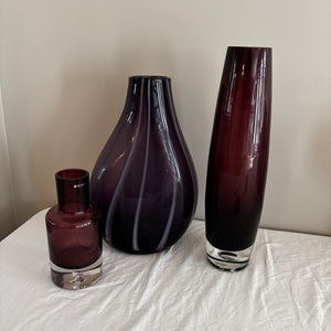 Set of 3 art glass vases (purple and cranberry) - J429