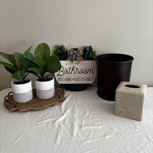 Home Decor Grouping (wooden bathroom sign and more) - J446