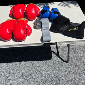 Fitness Grouping (boxing gloves and more)-J507