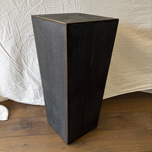 Gabby home Contemporary display pedestal (10.5"x10.5"x24")-J484