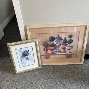 Set of 2 frames vintage art prints - J535
