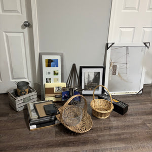 Home Decor Grouping (baskets, frames and more) C801