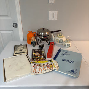Vintage Grouping (teapot, pattern and more) C811
