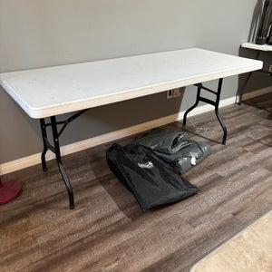6ft Folding table and 2 inflatable mattresses - C813