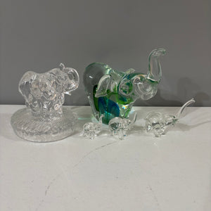 Murano Style art glass elephants grouping - C821