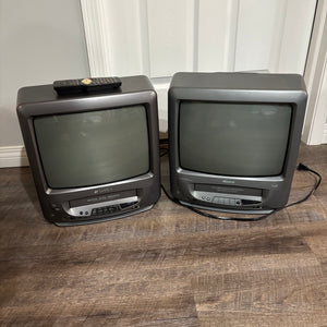 Set of 2 Memorex TV/VCR combos(12") - C827