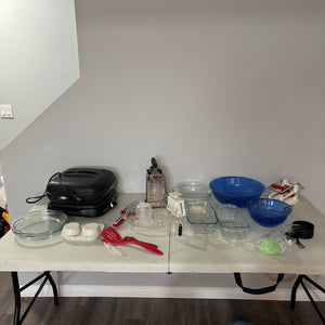 Kitchen Grouping (blue pyrex and more) C869 ***table NOT included