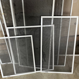 14 assorted window screens (assorted sizes) S705