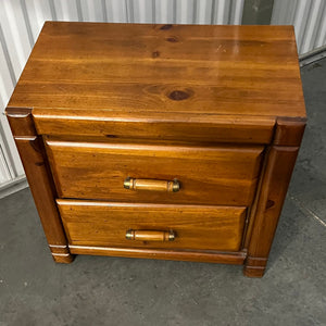 Bassett furniture Solid wood two drawer nightstand - U809
