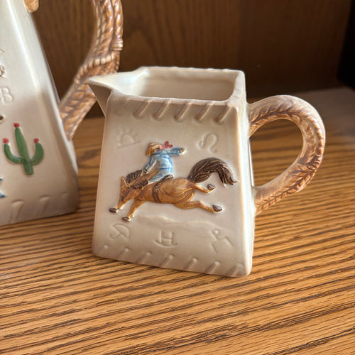 W532 Vintage Western Debra Meyer Tea Set