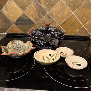 C786 Kitchen Grouping (serving dishes and more)