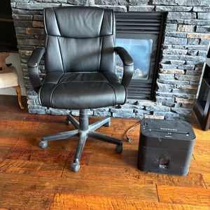 C787 Office Grouping (shredder and office chair)