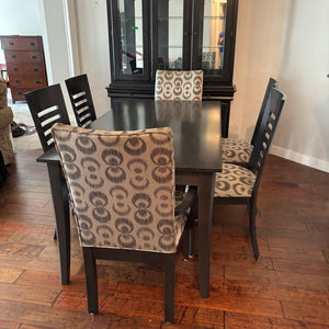 C823 Modern grey dining table with storage drawer and 6 upholstered chairs (table is 173"x 91"x 31")