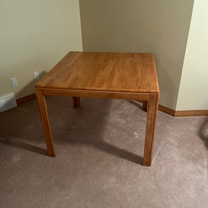 B509 Solid wood square dining table