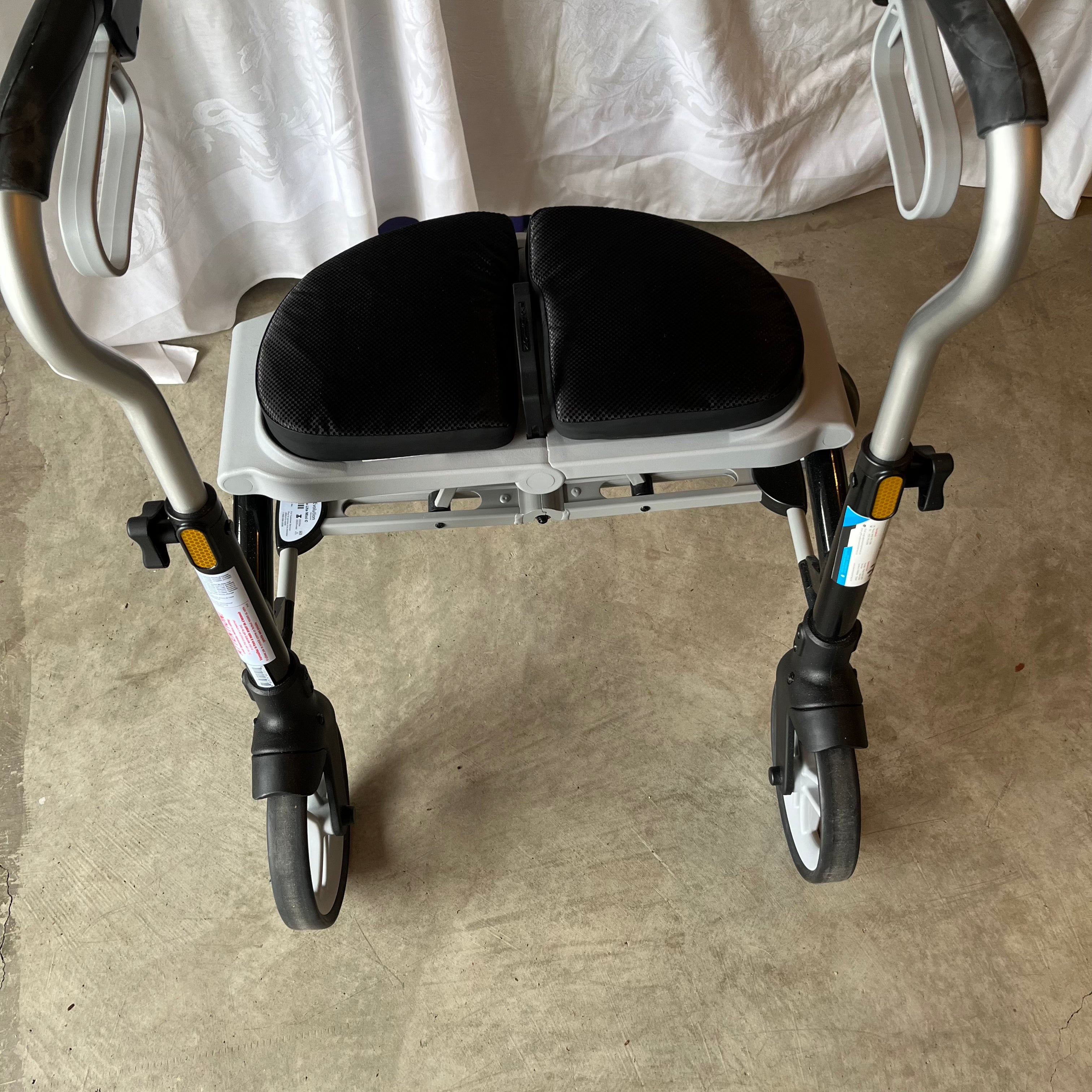 E518 Xpresso Light walker