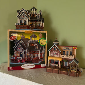 W560A Set of 2 Lemax Mini lighted houses