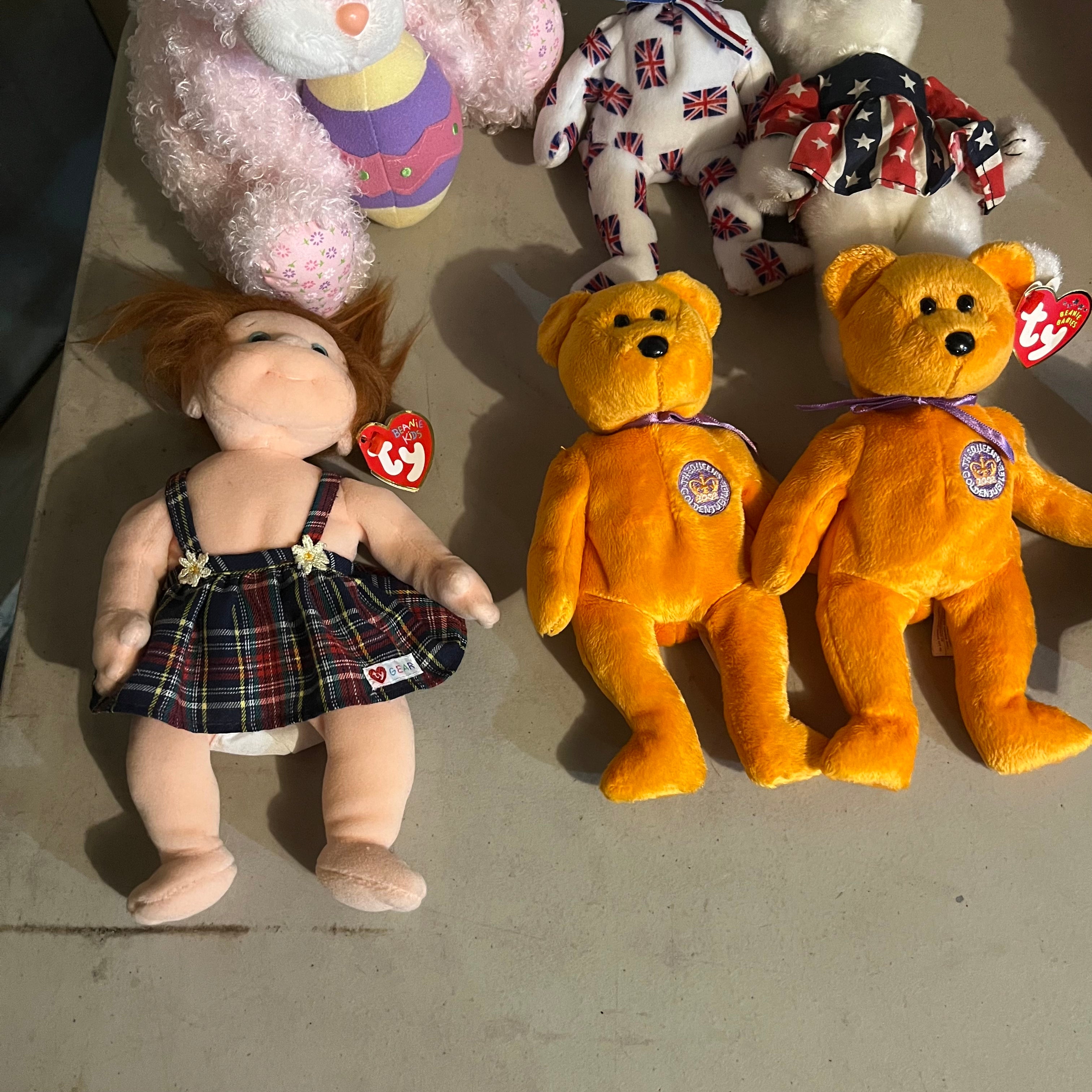 W713 Stuffed Toys grouping (table not included)