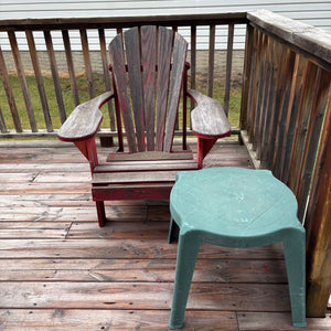 W600 Wooden Adirondack chair and plastic side table