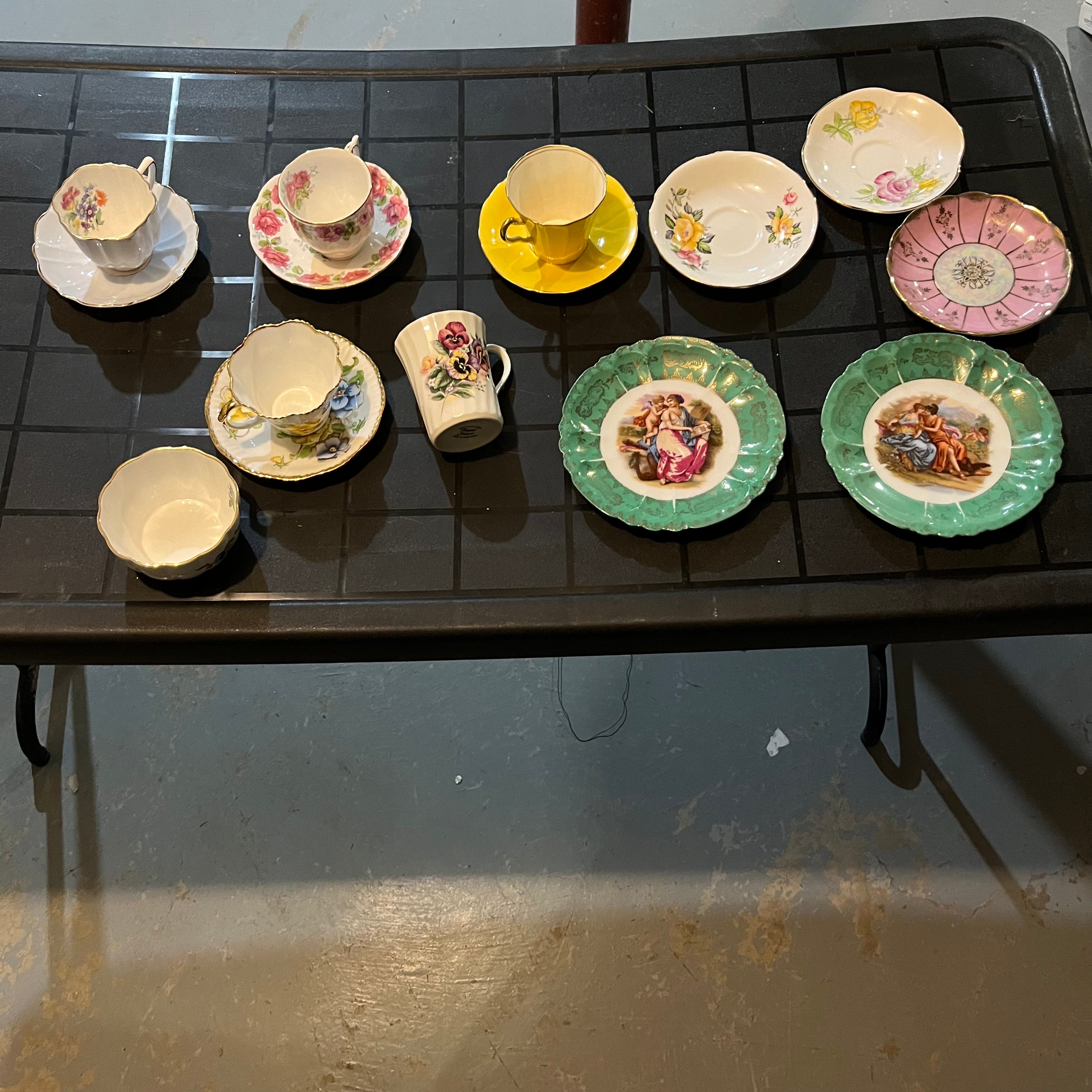 W720 Vintage Treacups and more grouping