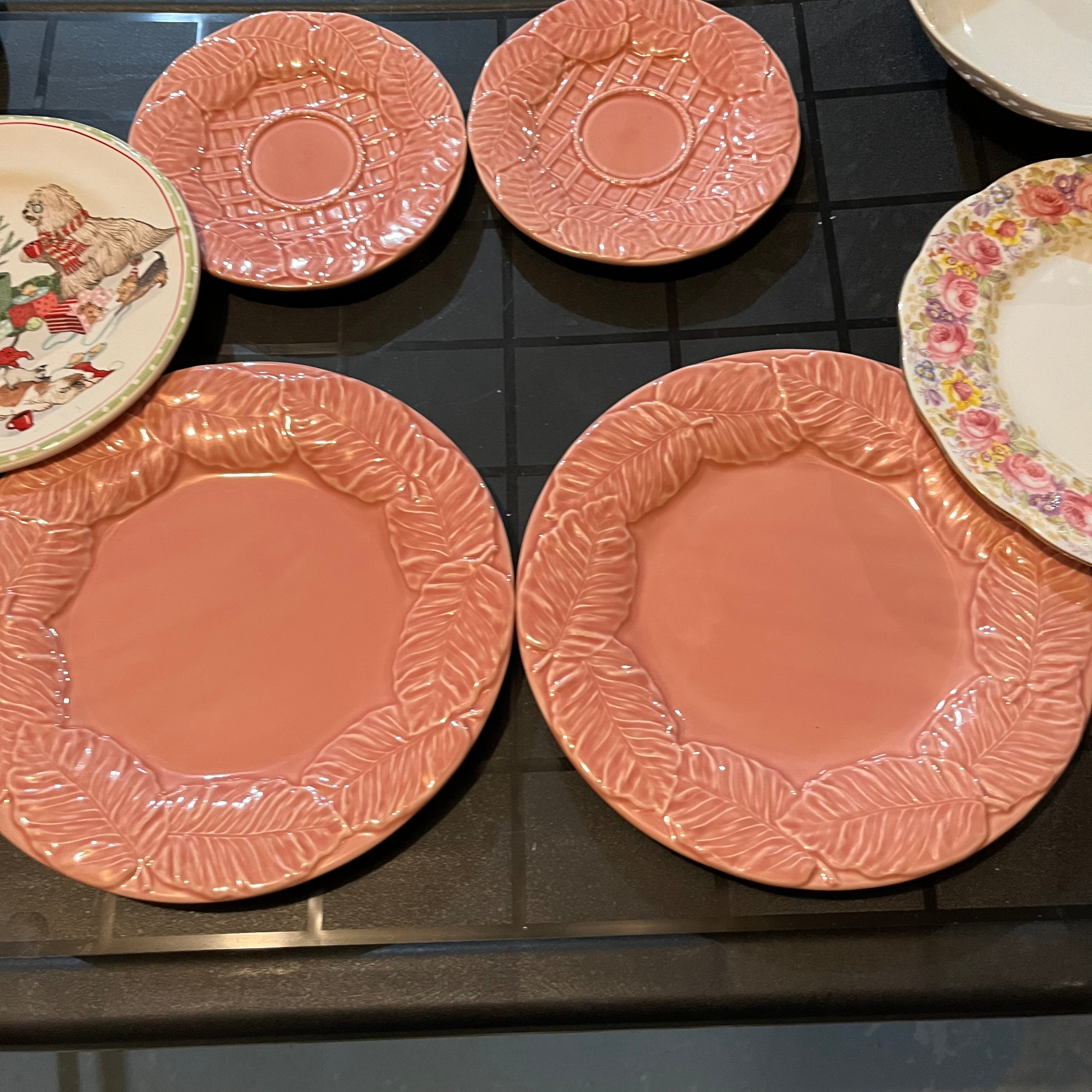 W722 Vintage Plates Grouping
