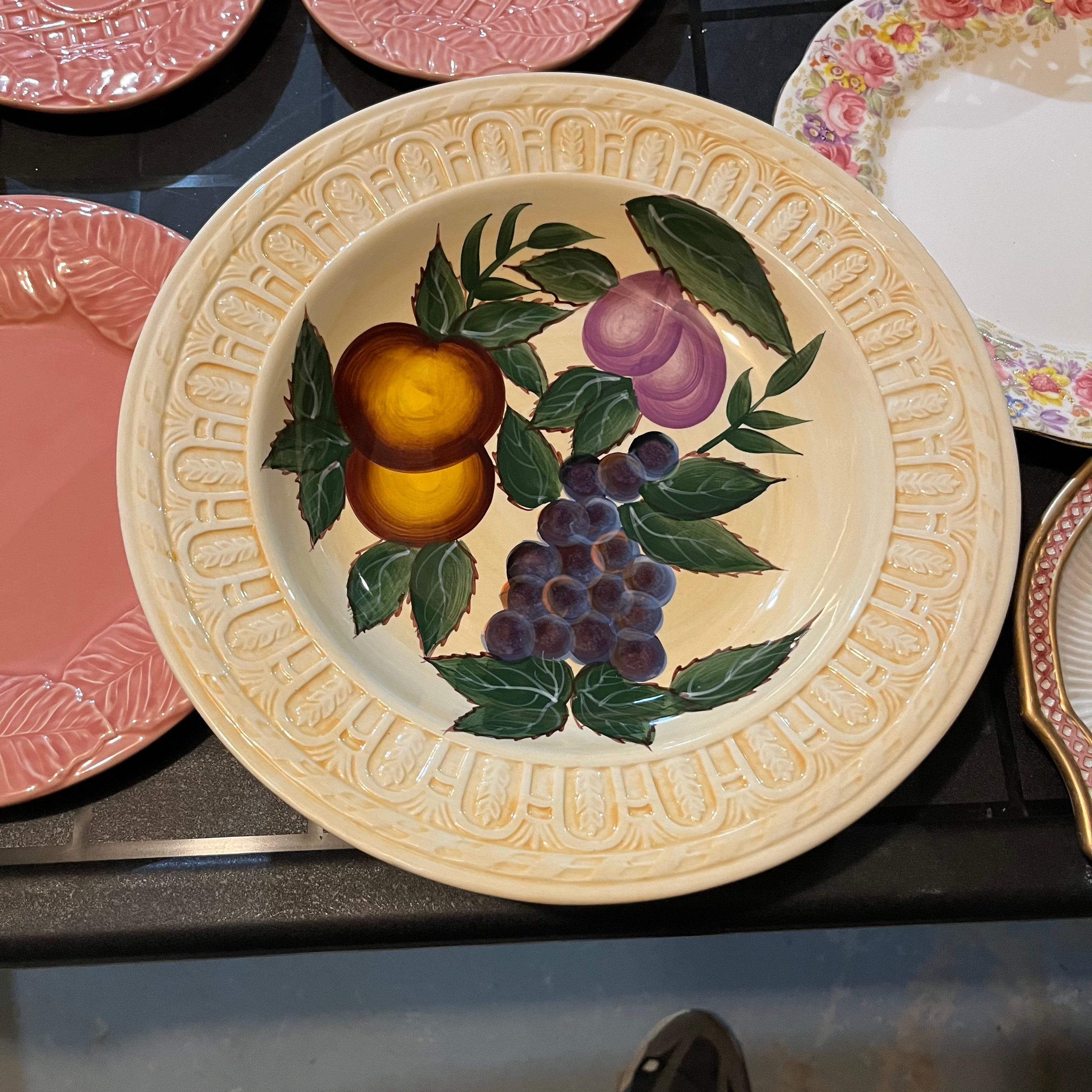 W722 Vintage Plates Grouping