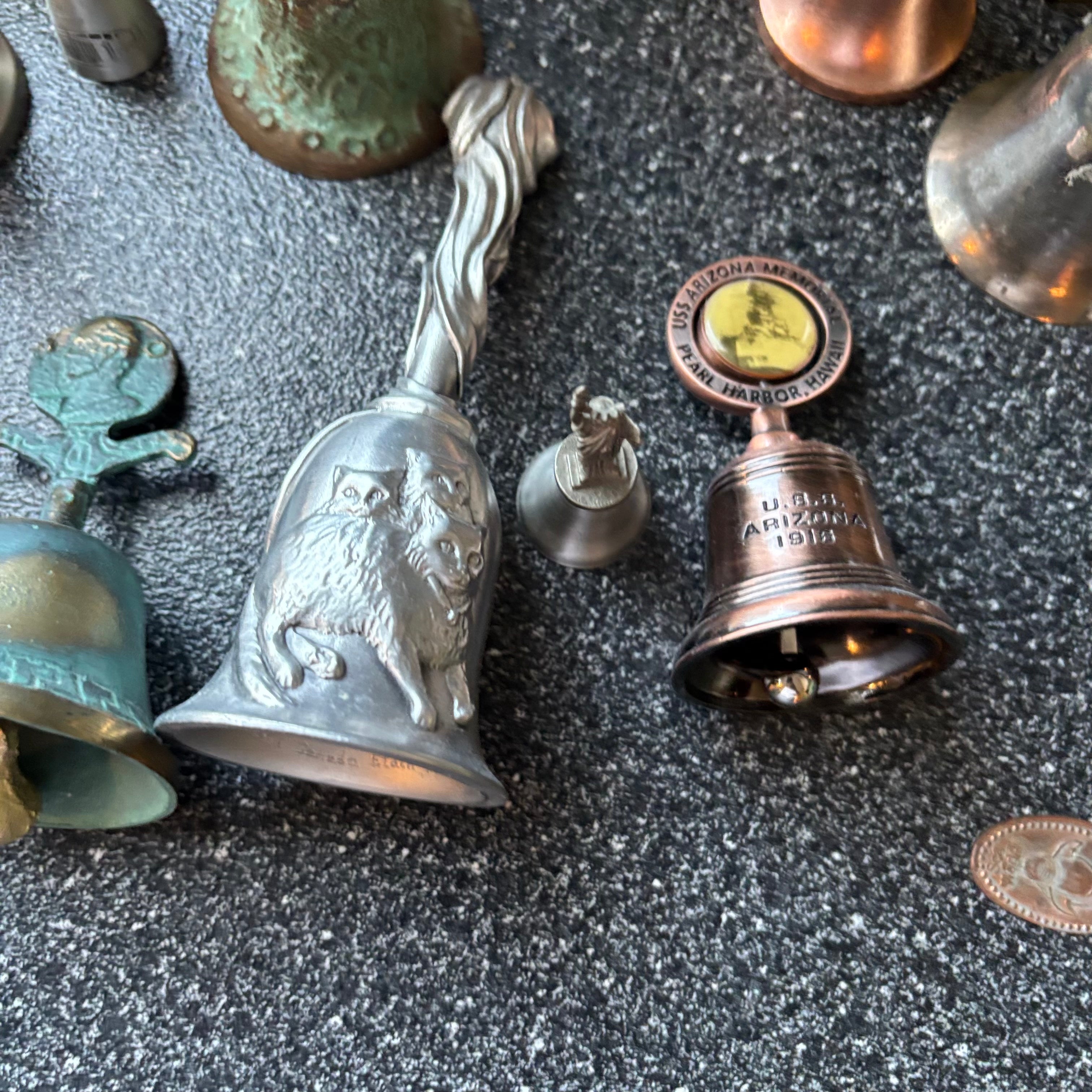 W604 Vintage Bell Collection