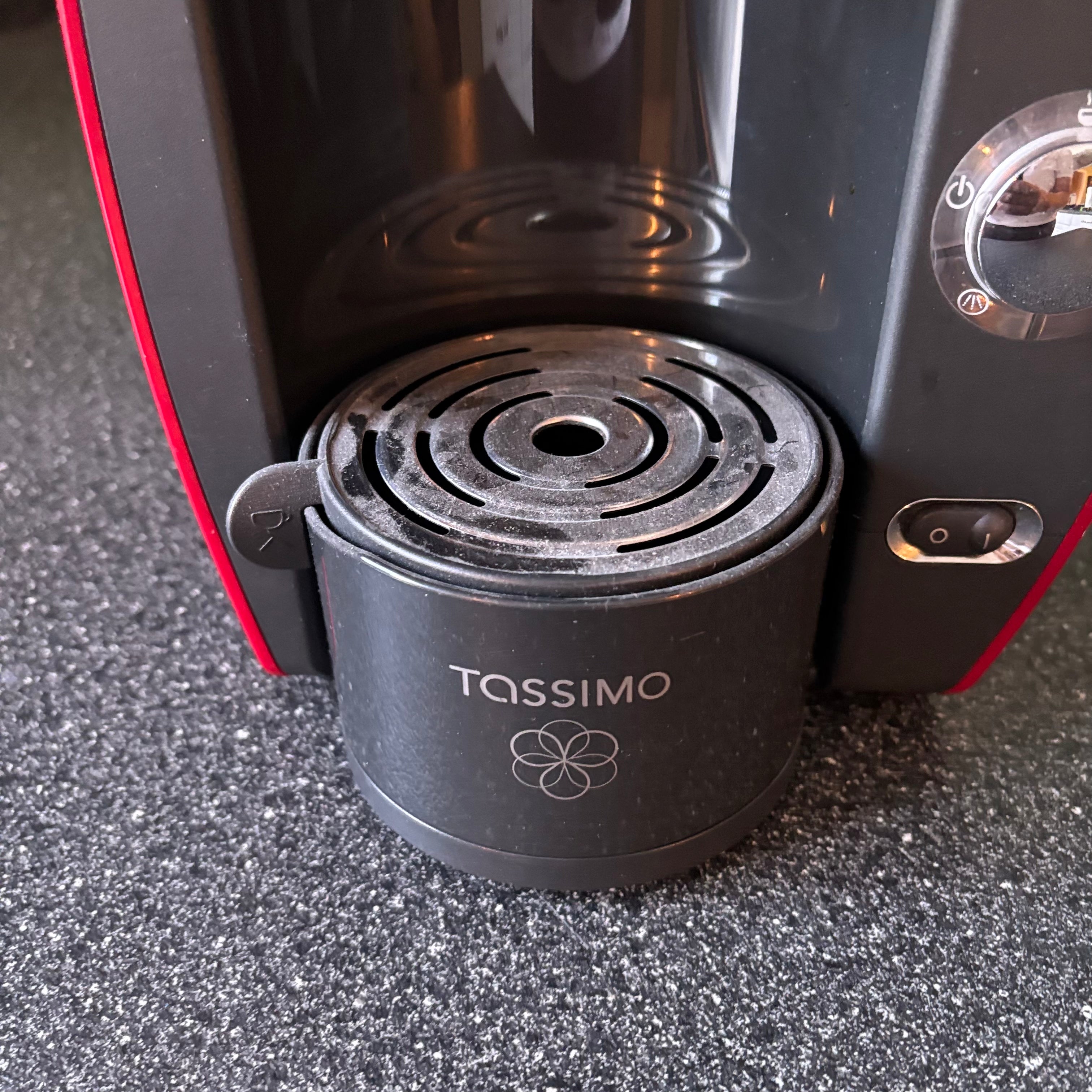 W611 Red Tassimo and Chrome pod holder